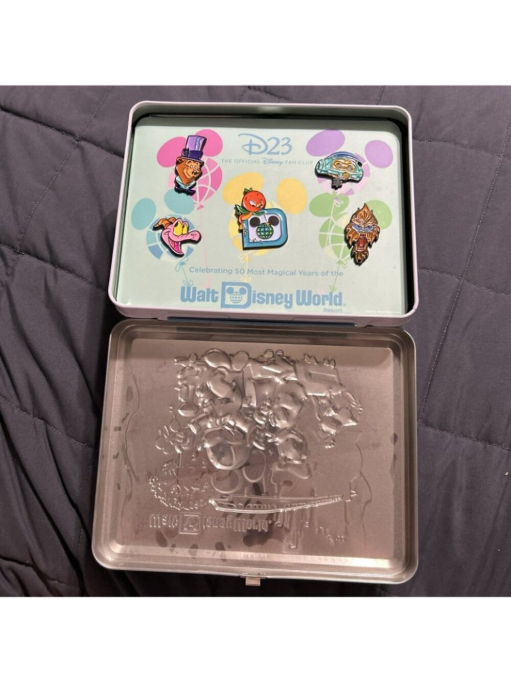 Walt Disney World D23 Collectible Tin & 50th Anniversary Pins Set Multicolor Pre - Picture 2 of 8